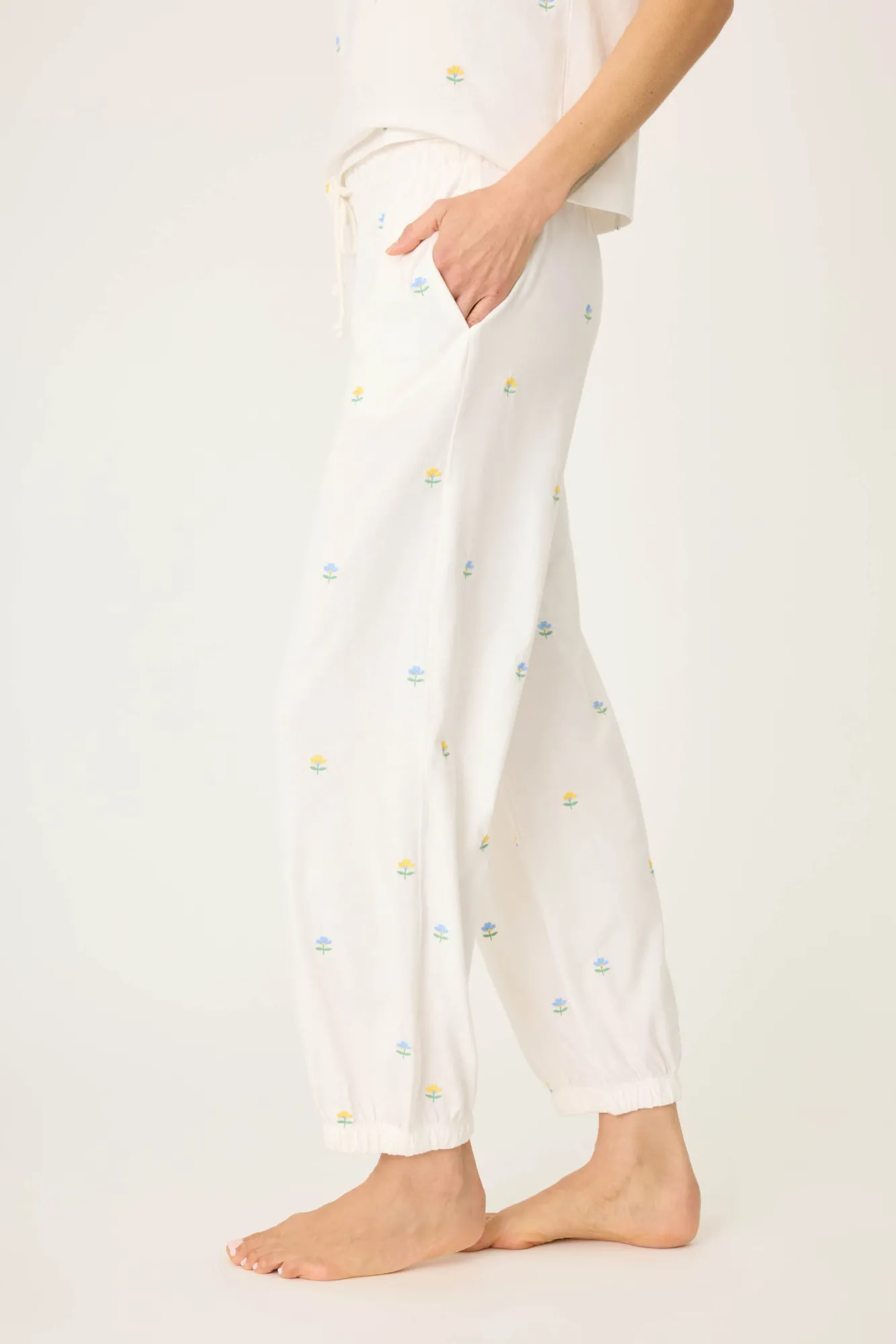 P.J. Salvage Bottoms | Cotton>Dainty Daisy Banded Pants