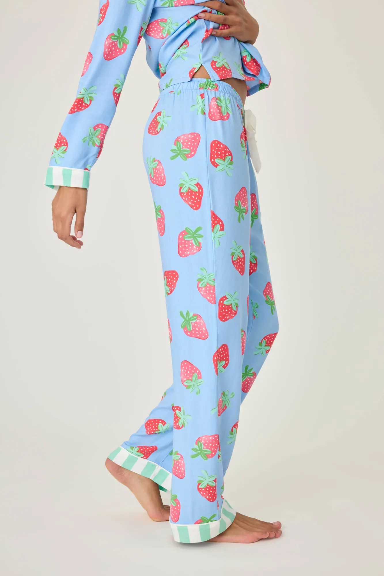Women P.J. Salvage Sweets & Treats | Cooler Fabrics>Farmer's Market Strawberry Pant