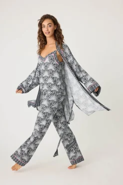 Women P.J. Salvage Robes & Nightshirts | Florals & Botanicals><noscript><img width=